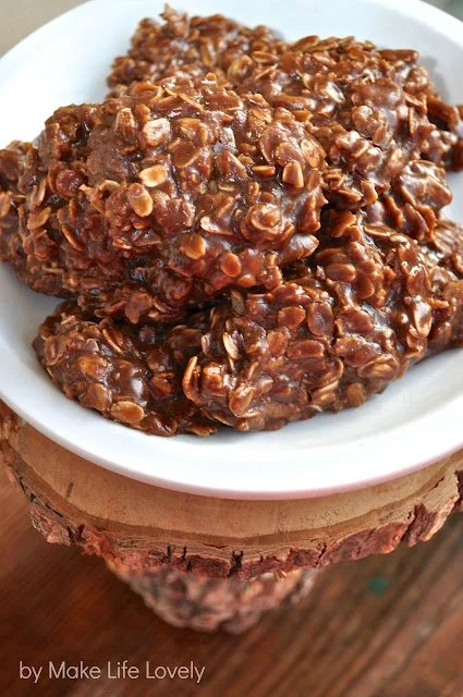 Easy chocolate no bake cookies recipe ready in 10 minutes